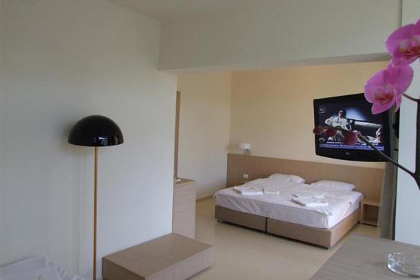Hotel Sara Neptun Exterior photo